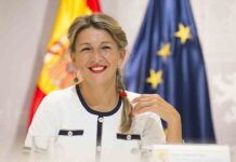 Yolanda Díaz: «la coyuntura económica empieza a notarse en el empleo» Yolanda Díaz: "la coyuntura económica empieza a notarse en el empleo"