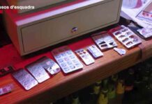 Detenidas por drogar a los clientes en un club y estafarles con cargos en la tarjeta Detenidas por drogar a los clientes en un club y estafarles con cargos en la tarjeta