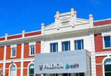 Expulsan a 22 escolares de un tren de Renfe por «mal comportamiento» Expulsan a 22 escolares de un tren de Renfe por «mal comportamiento»