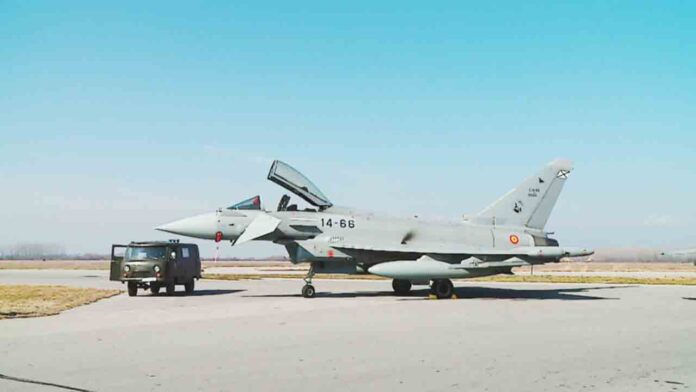 España enviará ocho cazas en Rumanía y seis en Bulgaria para proteger el espacio aéreo