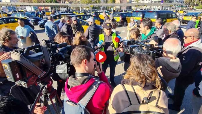 Tensión en el sector del taxi de Barcelona: Free Now quiere reventar las tarifas públicas
