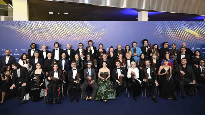 Goya 2023: 'As Bestas' triunfa con 9 premios y 'Alcarràs' se va de vacío