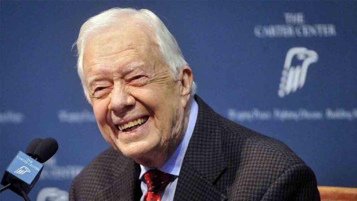 Jimmy Carter recibe en su casa los últimos cuidados paliativos