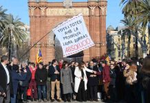 Laura Borràs pide suspender el juicio por el supuesto pacto de Fiscalía y dos acusados Laura Borràs pide suspender el juicio por el supuesto pacto de Fiscalía y dos acusados