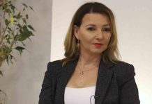Escrivá promete a Bruselas una subida a los autónomos, cuando están las cuotas fijadas por tres años Escrivá promete a Bruselas una subida a los autónomos, cuando están las cuotas fijadas por tres años