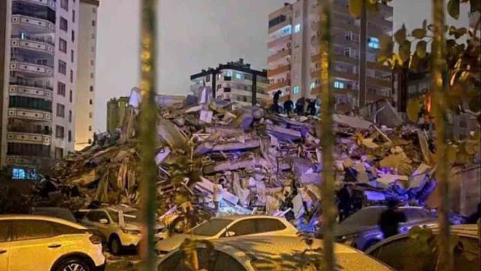 Más de 500 muertos y miles de heridos por un terremoto en Turquía y Siria