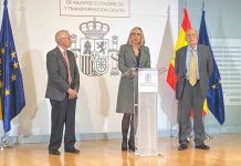 La banca se compromete a mantener las libretas de ahorro a los mayores de 65 años La banca se compromete a mantener las libretas de ahorro a los mayores de 65 años