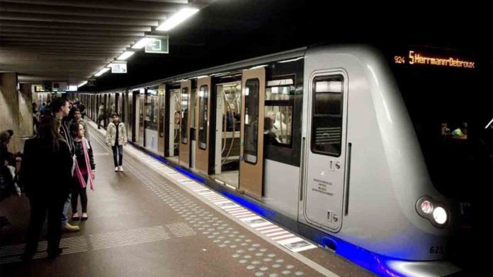 Dos correos en ruso amenazan con una bomba en el metro de Bruselas