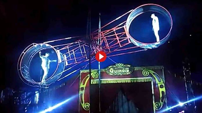 Un trapecista del Circo Quiros sufre un accidente al caer de una altura de 7 metros