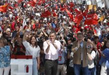 Sánchez anuncia una inyección de 580 millones en la atención primaria Sánchez anuncia una inyección de 580 millones en la atención primaria