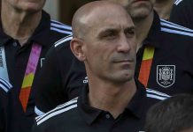 Las jugadoras de la selección renuncian mientras siga Luis Rubiales La presión política y social contra el machismo hace caer a Luis Rubiales