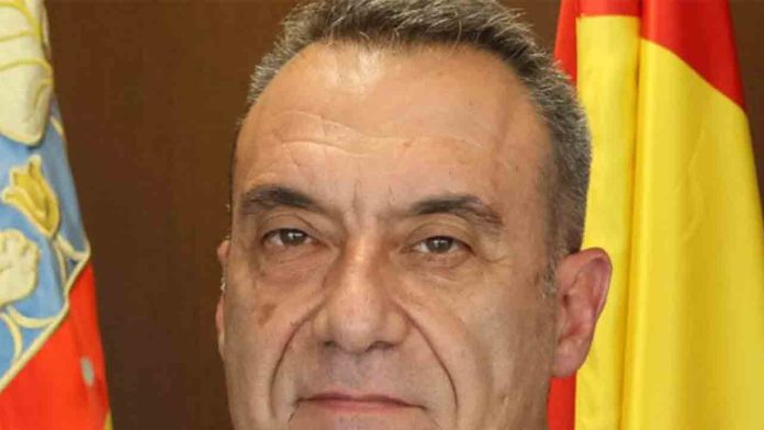 Cesado un alto cargo de Vox en Valencia por haber sido condenado por violencia machista
