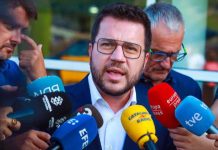 Pere Aragonès declara hoy ante el juez que investiga el espionaje con Pegasus Pere Aragonès invita a Aznar a "salir de la cueva del autoritarismo"