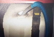 Así roban el gasóleo a los camioneros en la AP-7 en Girona Así roban el gasóleo a los camioneros en la AP-7 en Girona