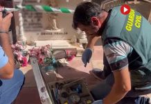 Dos detenidos en Murcia por llevar a cabo 80 robos en un cementerio Dos detenidos en Murcia por llevar a cabo 80 robos en un cementerio