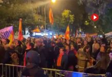 Un detenido en una protesta contra Sánchez y la amnistía ante la sede del PSOE en Madrid Un detenido en una protesta contra Sánchez y la amnistía ante la sede del PSOE en Madrid