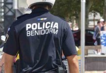 A prisión un policía de Benidorm y su hijo, policía nacional, por un alijo de droga A prisión un policía de Benidorm y su hijo, policía nacional, por un alijo de droga