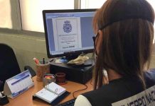 Detienen a una mujer en Palma por agredir a sus hijos con una cadena y un cinturón Detienen a una mujer en Palma por agredir a sus hijos con una cadena y un cinturón