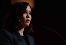 Imputan a la pareja de Ayuso por fraude de 350.000 euros a Hacienda Imputan a la pareja de Ayuso por fraude de 350.000 euros a Hacienda