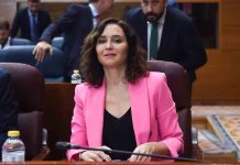 Un informe calcula que Ayuso podía haber salvado más de 4.000 muertes de las residencias Un informe calcula que Ayuso podía haber salvado más de 4.000 muertes de las residencias