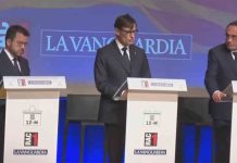 Arranca la campaña de las catalanas marcada por la decisión de Sánchez Arranca la campaña de las catalanas y marcada por la decisión de Sánchez