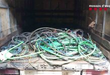 Tres detenidos más por robo de cobre en Catalunya Los Mossos detienen a tres personas por robo de cobre en la provincia de Girona