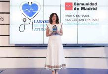 Ayuso recibe un premio a la gestión sanitaria de manos de La Razón 7291 Ayuso recibe un premio a la gestión sanitaria de manos de La Razón