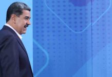 Maduro pide a España que extradite a los responsables de quemar vivo a un hombre en unas protestas Maduro pide a España que extradite a los responsables de quemar vivo a un hombre en unas protestas