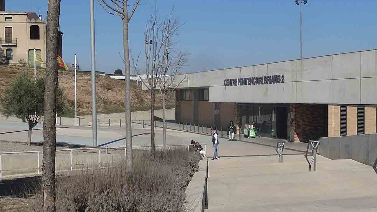 Agresión a una funcionaria en Brians 2 durante una visita penitenciaria 3 Un interno de la prisión de Brians 2 muerde a un funcionario por quitarle un USB