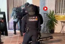 Detenido en Málaga por su implicación en el tráfico de diamantes de sangre Detenido en Málaga por su implicación en el tráfico de diamantes de sangre