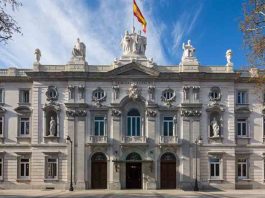El TS deniega la cautelarísima solicitada por el PP para obligar a los ministros comparecer en el Senado El Supremo mantiene las órdenes de detención en Puigdemont, Comín y Puig