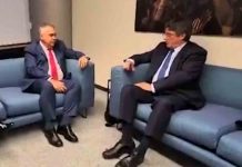 El PSOE se reúne en Suiza con Puigdemont para tratar de reconducir las relaciones El PSOE se reúne en Suiza con Puigdemont para tratar de reconducir las relaciones