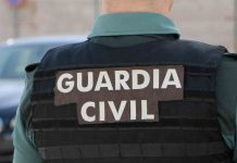 Muere un bebé en Almería al realizarle una circuncisión ilegal Dos años de prisión a un guardia civil por estafar 36.000 euros a un compañero