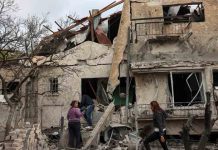 Hezbollah ataca a Israel con una lluvia de cohetes Hezbollah ataca a Israel con una lluvia de cohetes