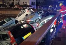 Inundaciones y decenas de coches arrastrados en Cadaqués, Girona Inundaciones y decenas de coches arrastrados en Cadaqués, Girona