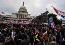 La Policía de EEUU mata en un control a uno de los indultados por Trump La Policía de EEUU mata en un control a uno de los indultados por Trump