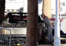 Un muerto por la explosión de un Cybertruck de Tesla frente a un hotel de Trump en Las Vegas Un muerto por la explosión de un Cybertruck de Tesla frente a un hotel de Trump en Las Vegas