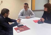 Barcelona se compromete con Élite Taxi a un mayor control de los VTC Barcelona se compromete con Élite Taxi a un mayor control de los VTC