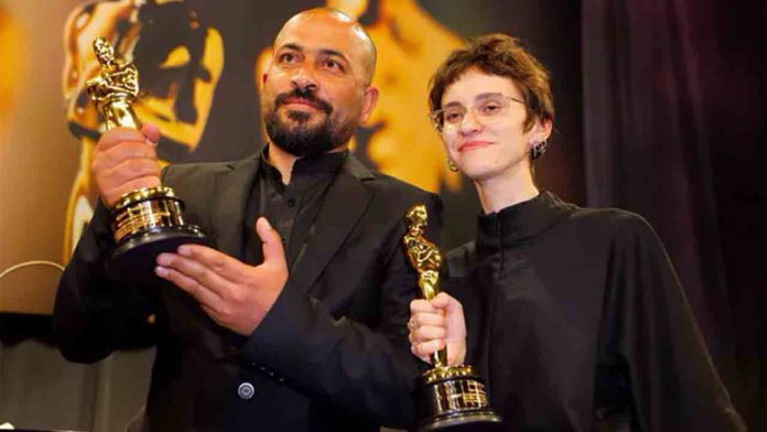 Detienen a uno de los codirectores de "No other land" tras ser apaleado por colonos