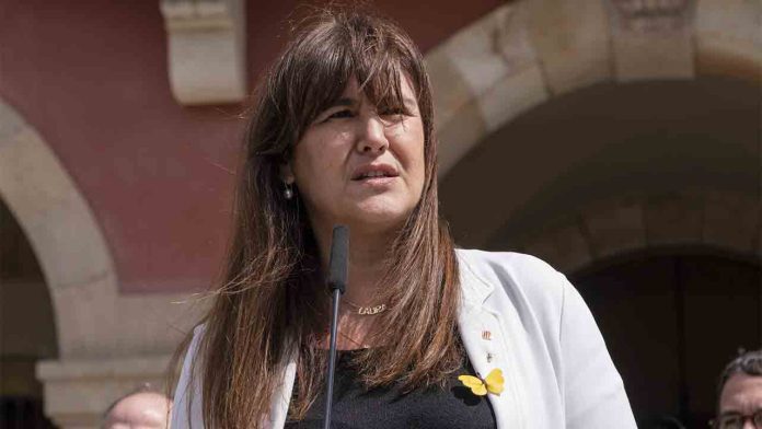 El TSJC suspende la entrada en prisión de Laura Borràs y pide el indulto El TSJC suspende la entrada en prisión de Laura Borràs y pide el indulto