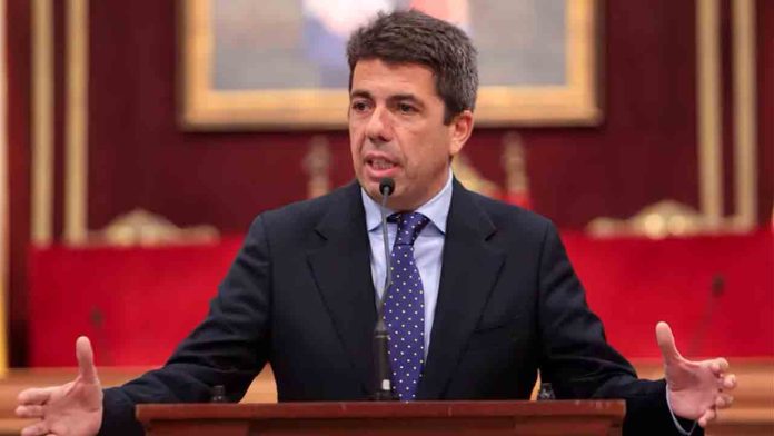Mazón avanza que pactará con la ultraderecha para los presupuestos Mazón avanza que pactará con la ultraderecha para los presupuestos