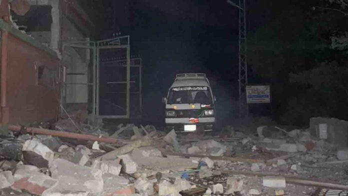 26 muertos en un ataque de India contra Pakistán y la Cachemira