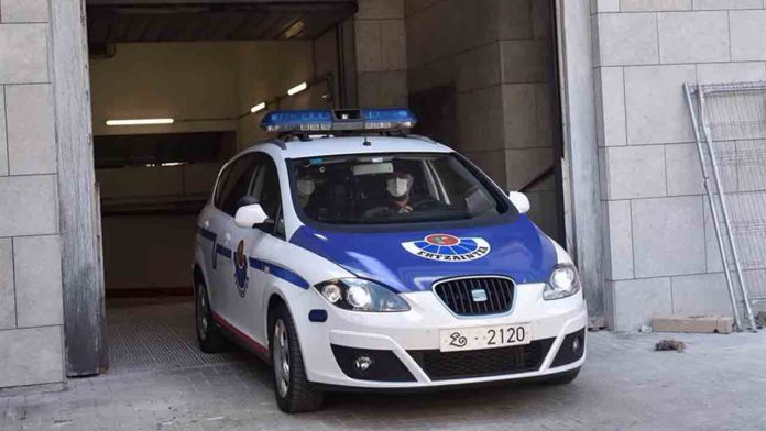 Un hombre asesina a su hija de 13 años en Bilbao y se suicida Un hombre asesina a su hija de 13 años en Bilbao y se suicida