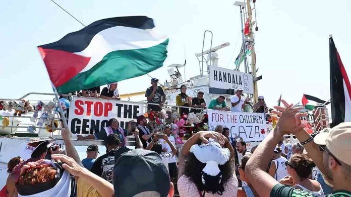 Zarpa desde Barcelona la Flotilla Global Sumud con rumbo a Gaza