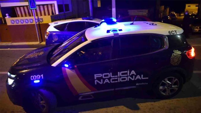 Detenido un joven de 21 años por asesinato de una mujer en Sevilla