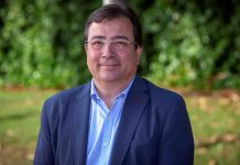 Muere Guillermo Fernández Vara, expresidente socialista de Extremadura, a los 66 años Muere Guillermo Fernández Vara, expresidente socialista de Extremadura, a los 66 años