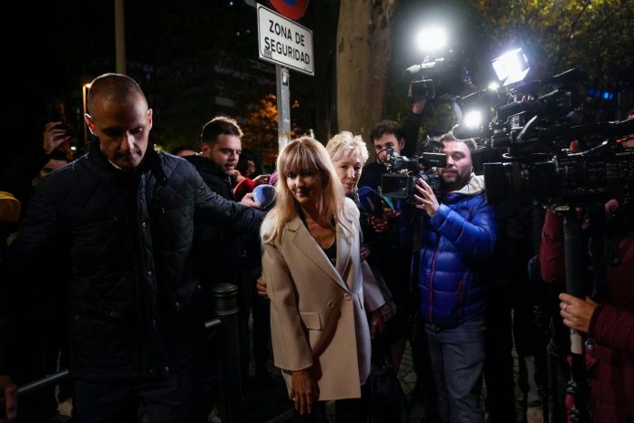 El juez Peinado archiva la causa para la alto cargo de Moncloa imputada