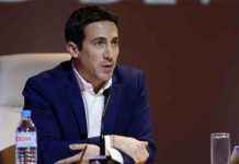 Detenido el presidente del PP de la Diputación de Almería por la compra de mascarillas Detenido el presidente del PP de la Diputación de Almería por la compra de mascarillas