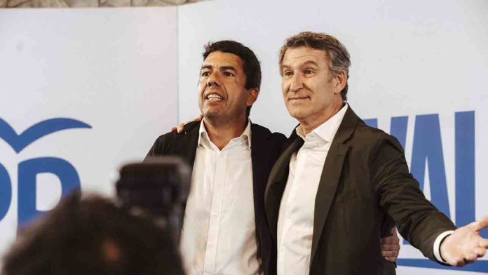 Feijóo confirma la dimisión de Mazón como líder del PP valenciano Feijóo confirma la dimisión de Mazón como líder del PP valenciano