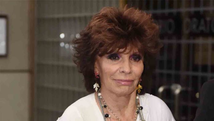 Muere estrangulada Encarnita Polo en una residencia de Ávila